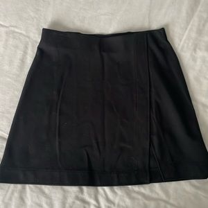 H&M black mini skirt